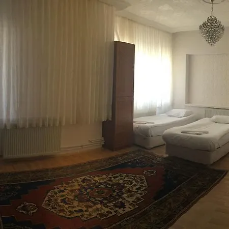 Arnovalley Hotel